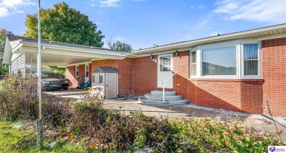 Robin Road, Radcliff, Kentucky 40160, ,3 BathroomsBathrooms,For Sale,Robin Road,HK24003893