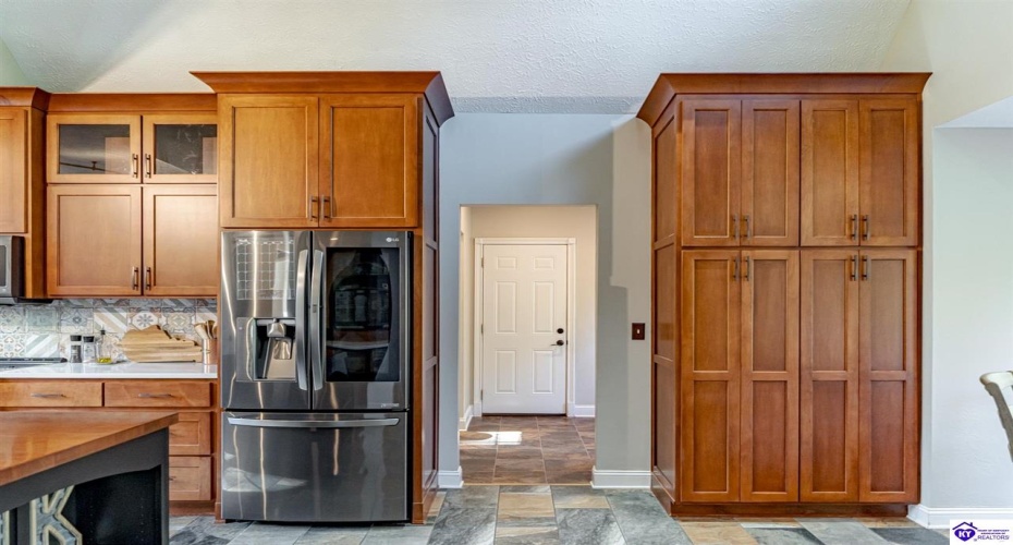 Chaparral Drive, Elizabethtown, Kentucky 42701, ,4 BathroomsBathrooms,For Sale,Chaparral Drive,HK24003899 Chaparral Drive, Elizabethtown, Kentucky 42701, ,4 BathroomsBathrooms,For Sale,Chaparral Drive,HK24003899