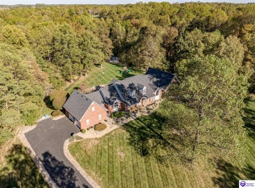 Chaparral Drive, Elizabethtown, Kentucky 42701, ,4 BathroomsBathrooms,For Sale,Chaparral Drive,HK24003899