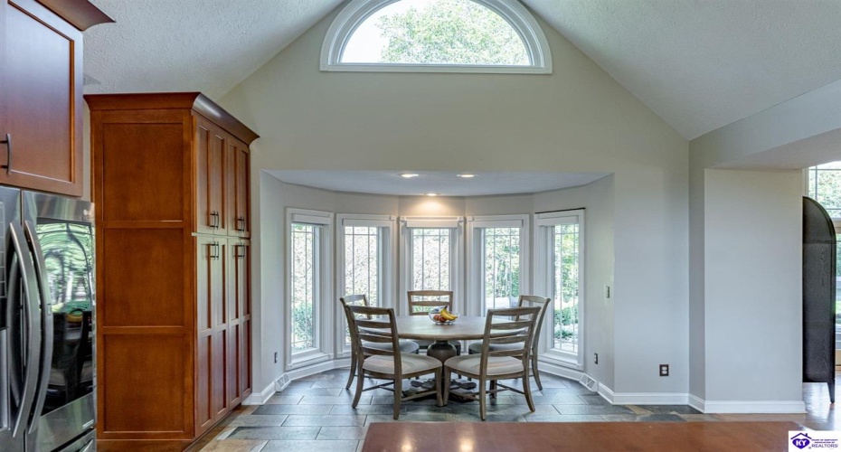 Chaparral Drive, Elizabethtown, Kentucky 42701, ,4 BathroomsBathrooms,For Sale,Chaparral Drive,HK24003899 Chaparral Drive, Elizabethtown, Kentucky 42701, ,4 BathroomsBathrooms,For Sale,Chaparral Drive,HK24003899