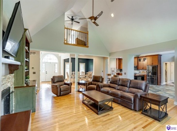 Chaparral Drive, Elizabethtown, Kentucky 42701, ,4 BathroomsBathrooms,For Sale,Chaparral Drive,HK24003899