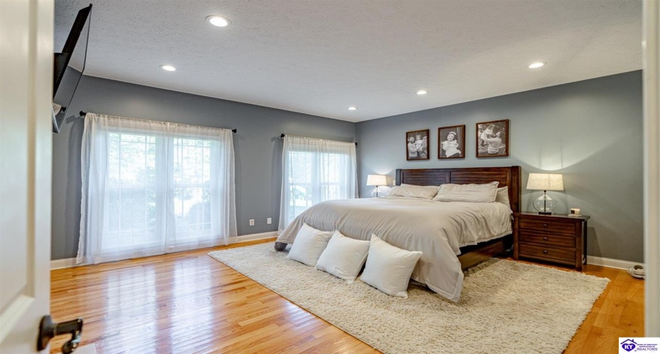 Chaparral Drive, Elizabethtown, Kentucky 42701, ,4 BathroomsBathrooms,For Sale,Chaparral Drive,HK24003899 Chaparral Drive, Elizabethtown, Kentucky 42701, ,4 BathroomsBathrooms,For Sale,Chaparral Drive,HK24003899