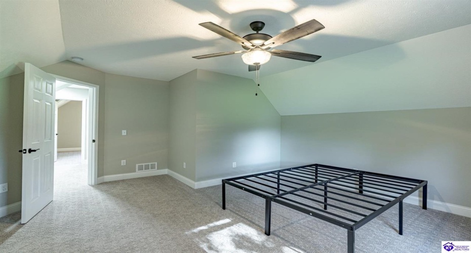 Chaparral Drive, Elizabethtown, Kentucky 42701, ,4 BathroomsBathrooms,For Sale,Chaparral Drive,HK24003899 Chaparral Drive, Elizabethtown, Kentucky 42701, ,4 BathroomsBathrooms,For Sale,Chaparral Drive,HK24003899