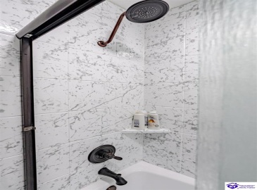 Chaparral Drive, Elizabethtown, Kentucky 42701, ,4 BathroomsBathrooms,For Sale,Chaparral Drive,HK24003899