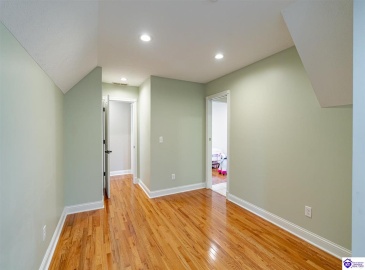 Chaparral Drive, Elizabethtown, Kentucky 42701, ,4 BathroomsBathrooms,For Sale,Chaparral Drive,HK24003899