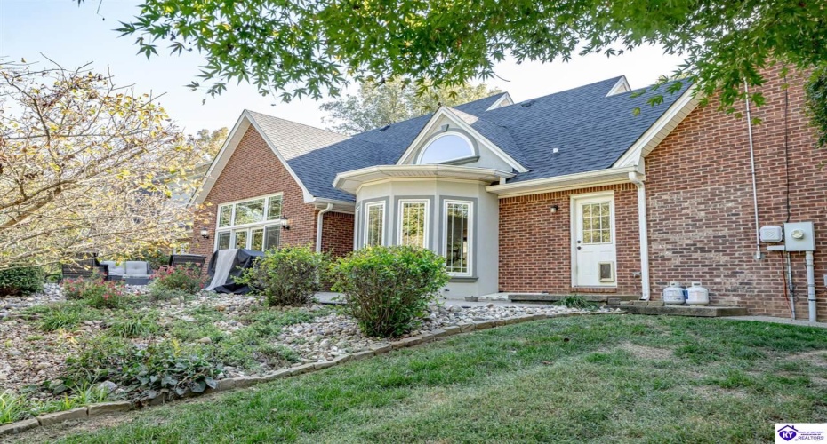 Chaparral Drive, Elizabethtown, Kentucky 42701, ,4 BathroomsBathrooms,For Sale,Chaparral Drive,HK24003899 Chaparral Drive, Elizabethtown, Kentucky 42701, ,4 BathroomsBathrooms,For Sale,Chaparral Drive,HK24003899