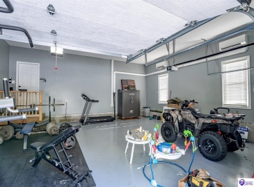 Chaparral Drive, Elizabethtown, Kentucky 42701, ,4 BathroomsBathrooms,For Sale,Chaparral Drive,HK24003899