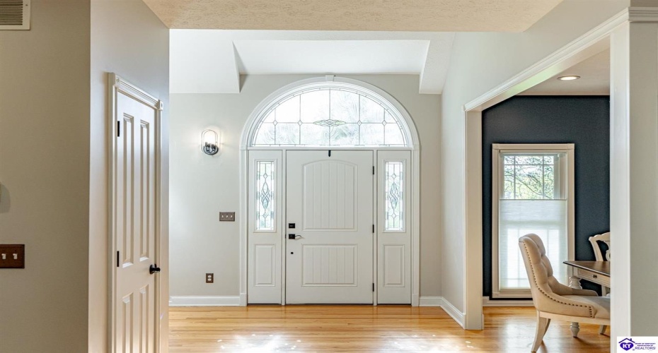 Chaparral Drive, Elizabethtown, Kentucky 42701, ,4 BathroomsBathrooms,For Sale,Chaparral Drive,HK24003899 Chaparral Drive, Elizabethtown, Kentucky 42701, ,4 BathroomsBathrooms,For Sale,Chaparral Drive,HK24003899