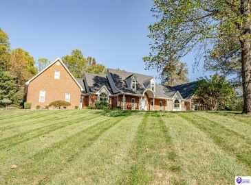 Chaparral Drive, Elizabethtown, Kentucky 42701, ,4 BathroomsBathrooms,For Sale,Chaparral Drive,HK24003899