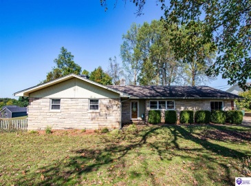 Lincoln Street, Vine Grove, Kentucky 40175, ,3 BathroomsBathrooms,For Sale,Lincoln Street,HK24003903