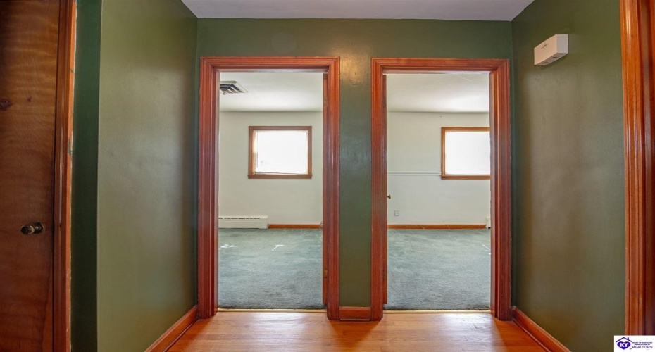 Lincoln Street, Vine Grove, Kentucky 40175, ,3 BathroomsBathrooms,For Sale,Lincoln Street,HK24003903 Lincoln Street, Vine Grove, Kentucky 40175, ,3 BathroomsBathrooms,For Sale,Lincoln Street,HK24003903