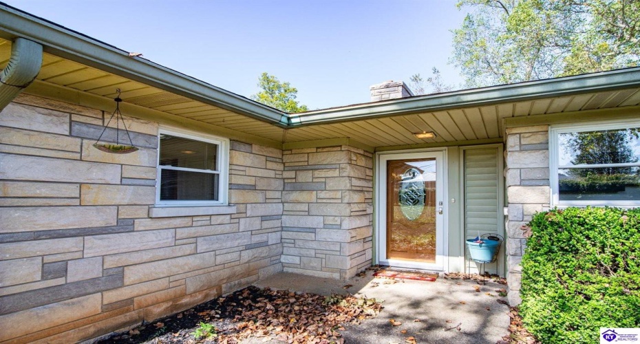 Lincoln Street, Vine Grove, Kentucky 40175, ,3 BathroomsBathrooms,For Sale,Lincoln Street,HK24003903 Lincoln Street, Vine Grove, Kentucky 40175, ,3 BathroomsBathrooms,For Sale,Lincoln Street,HK24003903