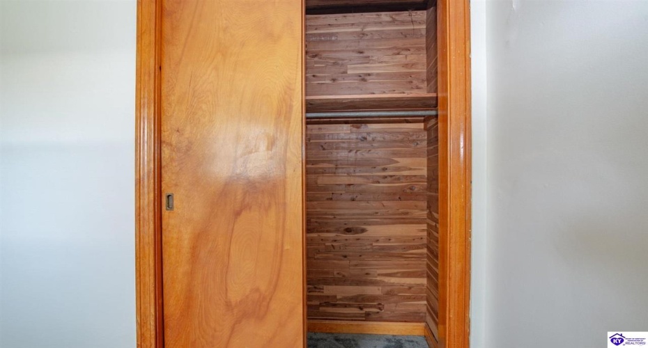 Lincoln Street, Vine Grove, Kentucky 40175, ,3 BathroomsBathrooms,For Sale,Lincoln Street,HK24003903 Lincoln Street, Vine Grove, Kentucky 40175, ,3 BathroomsBathrooms,For Sale,Lincoln Street,HK24003903