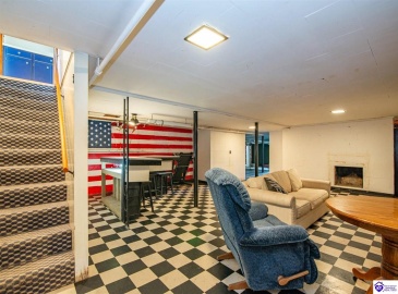 Lincoln Street, Vine Grove, Kentucky 40175, ,3 BathroomsBathrooms,For Sale,Lincoln Street,HK24003903