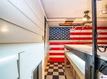 Lincoln Street, Vine Grove, Kentucky 40175, ,3 BathroomsBathrooms,For Sale,Lincoln Street,HK24003903