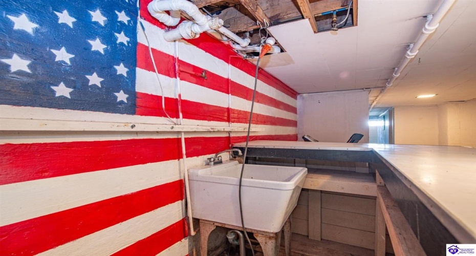 Lincoln Street, Vine Grove, Kentucky 40175, ,3 BathroomsBathrooms,For Sale,Lincoln Street,HK24003903 Lincoln Street, Vine Grove, Kentucky 40175, ,3 BathroomsBathrooms,For Sale,Lincoln Street,HK24003903