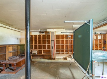 Lincoln Street, Vine Grove, Kentucky 40175, ,3 BathroomsBathrooms,For Sale,Lincoln Street,HK24003903