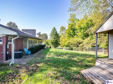 Lincoln Street, Vine Grove, Kentucky 40175, ,3 BathroomsBathrooms,For Sale,Lincoln Street,HK24003903