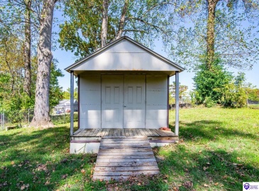 Lincoln Street, Vine Grove, Kentucky 40175, ,3 BathroomsBathrooms,For Sale,Lincoln Street,HK24003903
