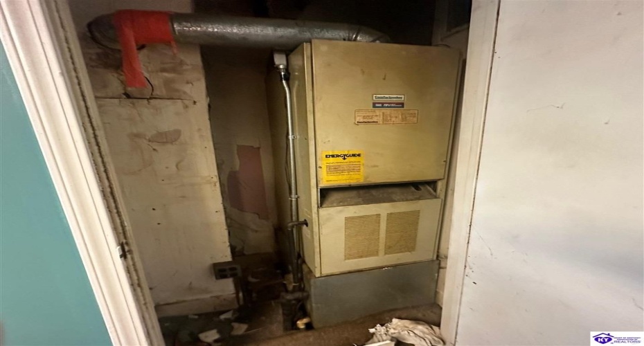 Manslick Road, Louisville, Kentucky 40272, ,1 BathroomBathrooms,For Sale,Manslick Road,HK24003904 Manslick Road, Louisville, Kentucky 40272, ,1 BathroomBathrooms,For Sale,Manslick Road,HK24003904