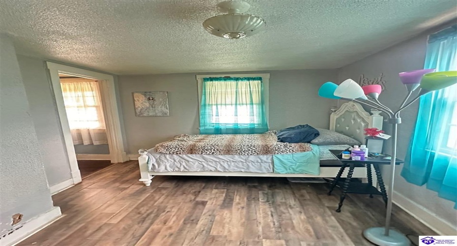 Manslick Road, Louisville, Kentucky 40272, ,1 BathroomBathrooms,For Sale,Manslick Road,HK24003904 Manslick Road, Louisville, Kentucky 40272, ,1 BathroomBathrooms,For Sale,Manslick Road,HK24003904