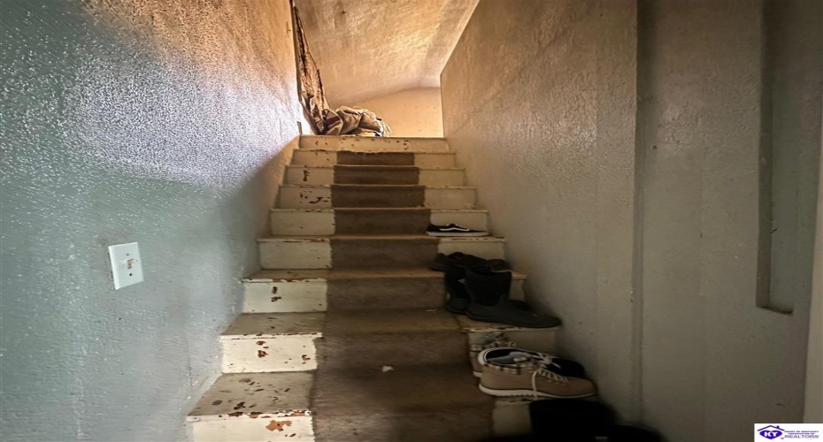 Manslick Road, Louisville, Kentucky 40272, ,1 BathroomBathrooms,For Sale,Manslick Road,HK24003904 Manslick Road, Louisville, Kentucky 40272, ,1 BathroomBathrooms,For Sale,Manslick Road,HK24003904