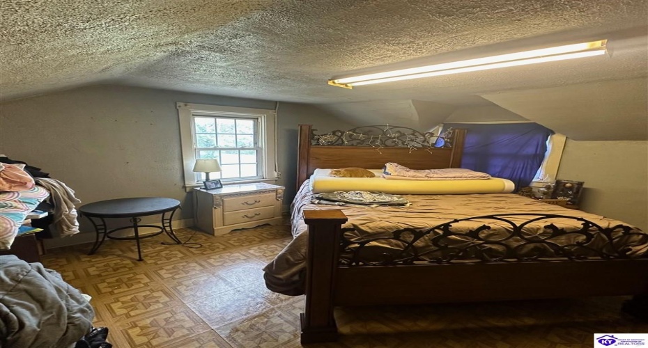 Manslick Road, Louisville, Kentucky 40272, ,1 BathroomBathrooms,For Sale,Manslick Road,HK24003904 Manslick Road, Louisville, Kentucky 40272, ,1 BathroomBathrooms,For Sale,Manslick Road,HK24003904