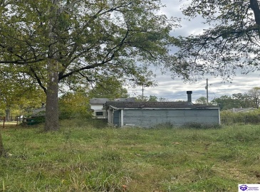 Manslick Road, Louisville, Kentucky 40272, ,1 BathroomBathrooms,For Sale,Manslick Road,HK24003904