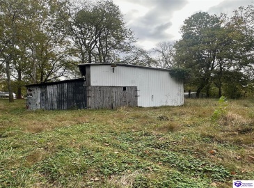 Manslick Road, Louisville, Kentucky 40272, ,1 BathroomBathrooms,For Sale,Manslick Road,HK24003904