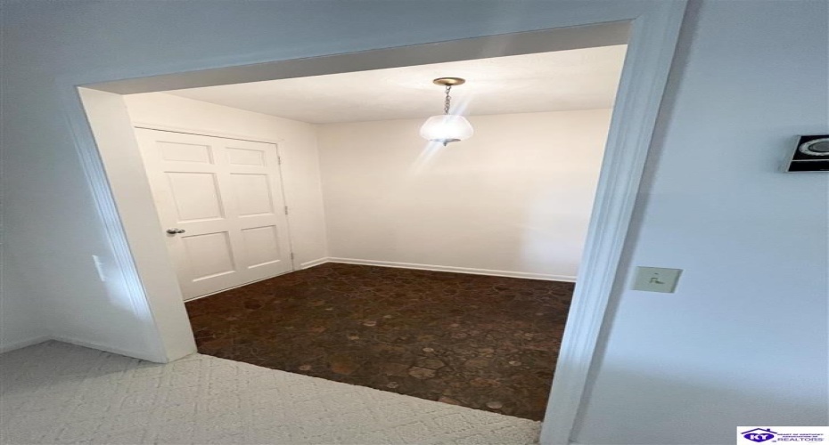 Mile Lane, Campbellsville, Kentucky 42718, ,2 BathroomsBathrooms,For Sale,Mile Lane,HK24003905 Mile Lane, Campbellsville, Kentucky 42718, ,2 BathroomsBathrooms,For Sale,Mile Lane,HK24003905