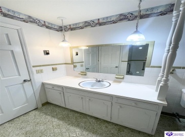 Mile Lane, Campbellsville, Kentucky 42718, ,2 BathroomsBathrooms,For Sale,Mile Lane,HK24003905