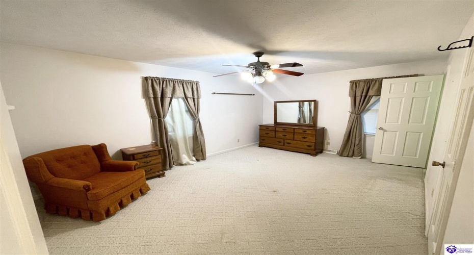 Mile Lane, Campbellsville, Kentucky 42718, ,2 BathroomsBathrooms,For Sale,Mile Lane,HK24003905 Mile Lane, Campbellsville, Kentucky 42718, ,2 BathroomsBathrooms,For Sale,Mile Lane,HK24003905