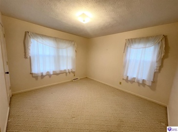 Mile Lane, Campbellsville, Kentucky 42718, ,2 BathroomsBathrooms,For Sale,Mile Lane,HK24003905