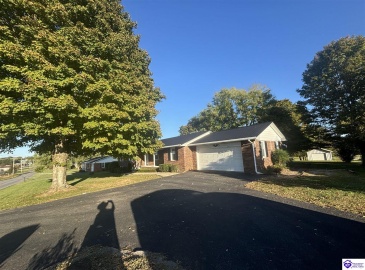 Mile Lane, Campbellsville, Kentucky 42718, ,2 BathroomsBathrooms,For Sale,Mile Lane,HK24003905