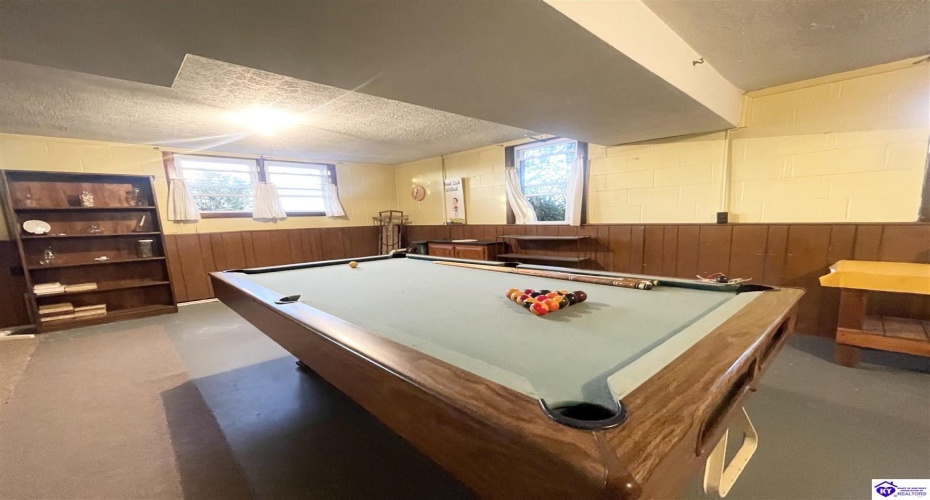 Mile Lane, Campbellsville, Kentucky 42718, ,2 BathroomsBathrooms,For Sale,Mile Lane,HK24003905 Mile Lane, Campbellsville, Kentucky 42718, ,2 BathroomsBathrooms,For Sale,Mile Lane,HK24003905