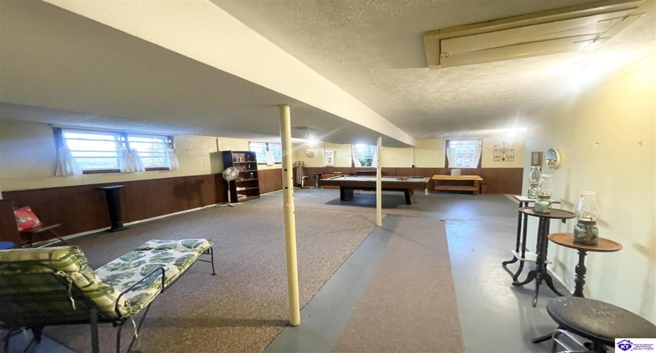 Mile Lane, Campbellsville, Kentucky 42718, ,2 BathroomsBathrooms,For Sale,Mile Lane,HK24003905 Mile Lane, Campbellsville, Kentucky 42718, ,2 BathroomsBathrooms,For Sale,Mile Lane,HK24003905