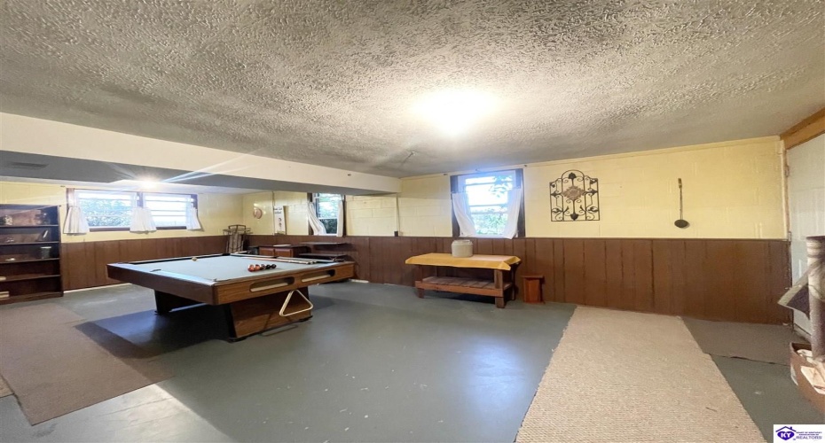 Mile Lane, Campbellsville, Kentucky 42718, ,2 BathroomsBathrooms,For Sale,Mile Lane,HK24003905 Mile Lane, Campbellsville, Kentucky 42718, ,2 BathroomsBathrooms,For Sale,Mile Lane,HK24003905