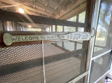 Mile Lane, Campbellsville, Kentucky 42718, ,2 BathroomsBathrooms,For Sale,Mile Lane,HK24003905