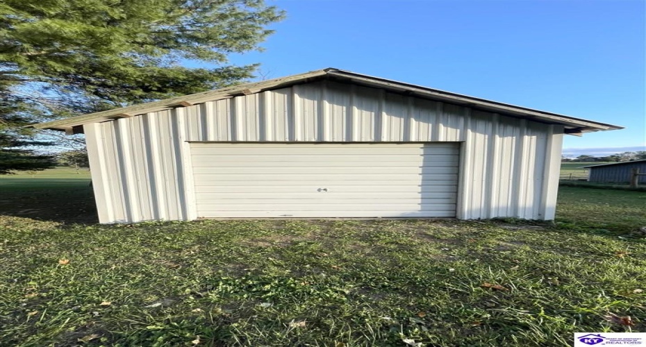 Mile Lane, Campbellsville, Kentucky 42718, ,2 BathroomsBathrooms,For Sale,Mile Lane,HK24003905 Mile Lane, Campbellsville, Kentucky 42718, ,2 BathroomsBathrooms,For Sale,Mile Lane,HK24003905