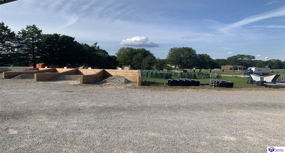 Elizabethtown Road, Big Clifty, Kentucky 42712, ,For Sale,Elizabethtown Road,HK24003908 Elizabethtown Road, Big Clifty, Kentucky 42712, ,For Sale,Elizabethtown Road,HK24003908