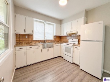 Risen Avenue, Campbellsville, Kentucky 42718, ,1 BathroomBathrooms,For Sale,Risen Avenue,HK24003906