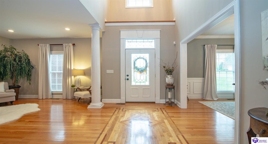 Deer Run Way, Elizabethtown, Kentucky 42701, ,5 BathroomsBathrooms,For Sale,Deer Run Way,HK24003910