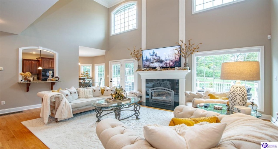 Deer Run Way, Elizabethtown, Kentucky 42701, ,5 BathroomsBathrooms,For Sale,Deer Run Way,HK24003910