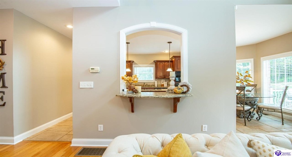 Deer Run Way, Elizabethtown, Kentucky 42701, ,5 BathroomsBathrooms,For Sale,Deer Run Way,HK24003910