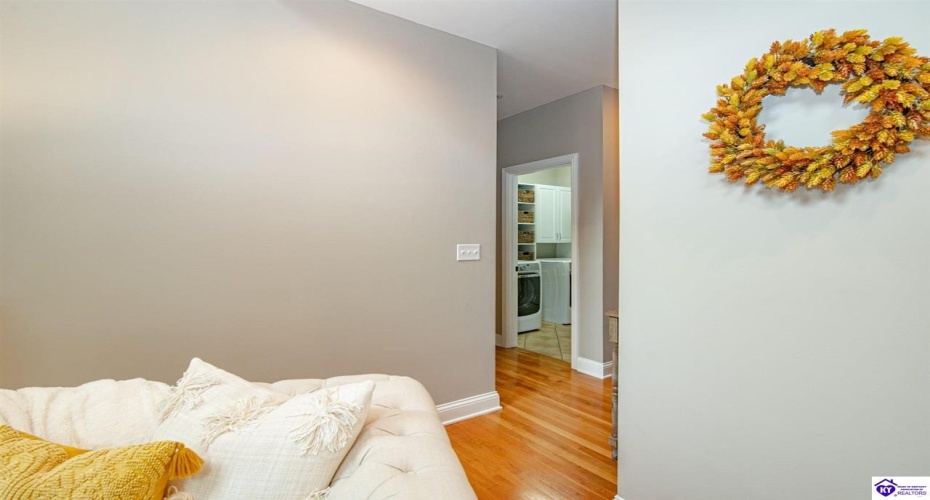 Deer Run Way, Elizabethtown, Kentucky 42701, ,5 BathroomsBathrooms,For Sale,Deer Run Way,HK24003910