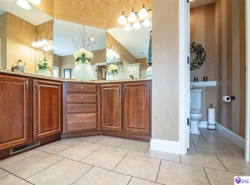 Deer Run Way, Elizabethtown, Kentucky 42701, ,5 BathroomsBathrooms,For Sale,Deer Run Way,HK24003910 Deer Run Way, Elizabethtown, Kentucky 42701, ,5 BathroomsBathrooms,For Sale,Deer Run Way,HK24003910