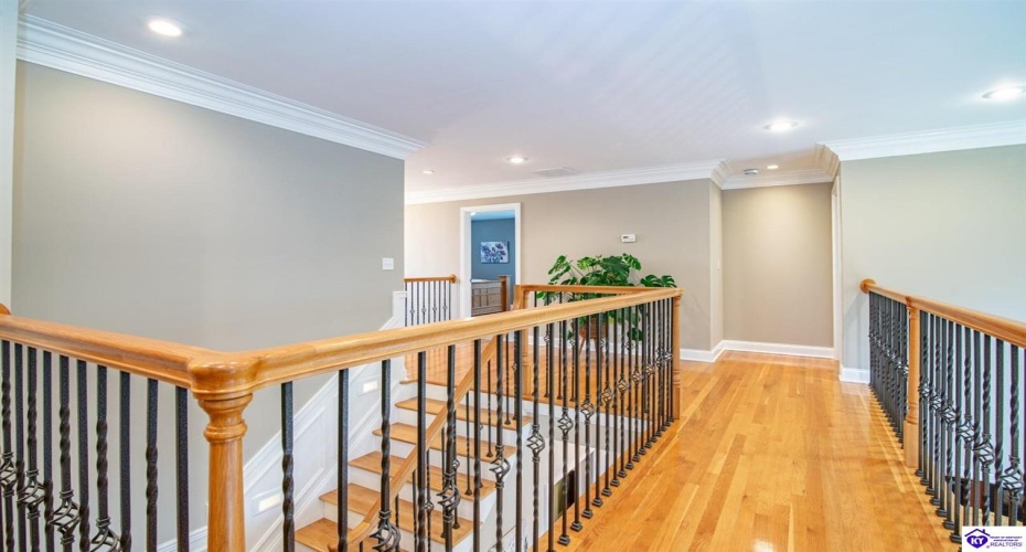 Deer Run Way, Elizabethtown, Kentucky 42701, ,5 BathroomsBathrooms,For Sale,Deer Run Way,HK24003910