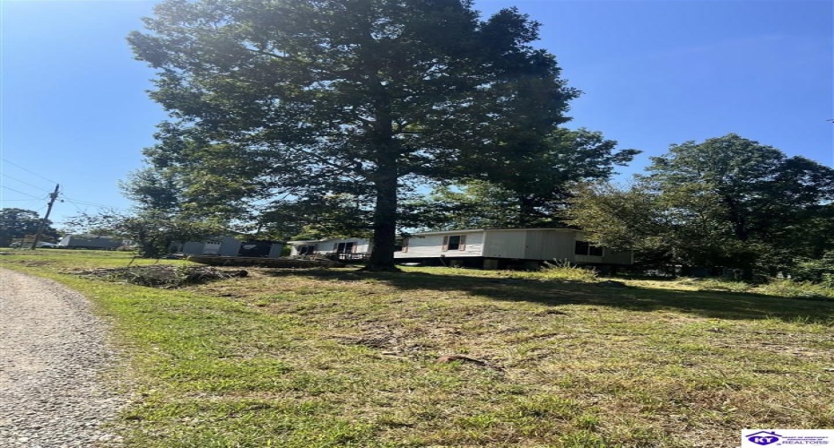 Chestnut Drive, Mammoth Cave, Kentucky 42259, ,For Sale,Chestnut Drive,HK24003584