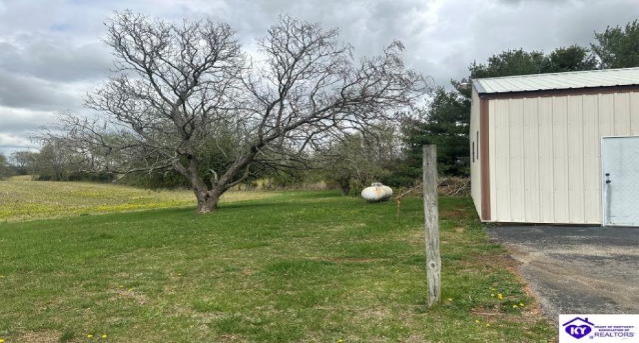 Bacon Creek Road, Elizabethtown, Kentucky 47201, ,3 BathroomsBathrooms,For Sale,Bacon Creek Road,HK24001273