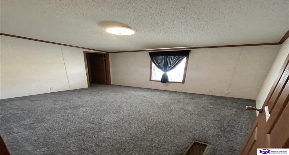 Kelley Lane, Elizabethtown, Kentucky 42701, ,3 BathroomsBathrooms,For Sale,Kelley Lane,HK24003924